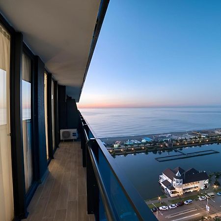 Orbi Batumi City Beach View Hotel Dış mekan fotoğraf