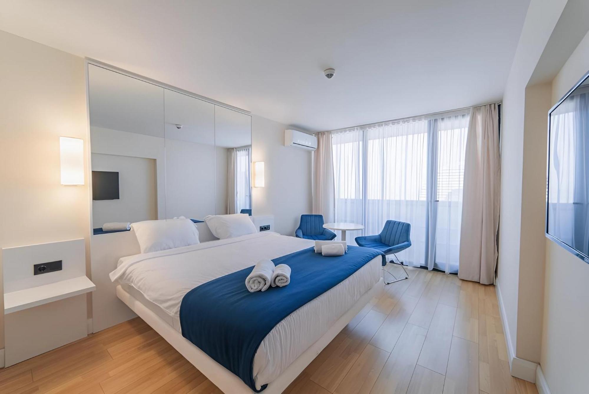 Orbi Batumi City Beach View Hotel Dış mekan fotoğraf