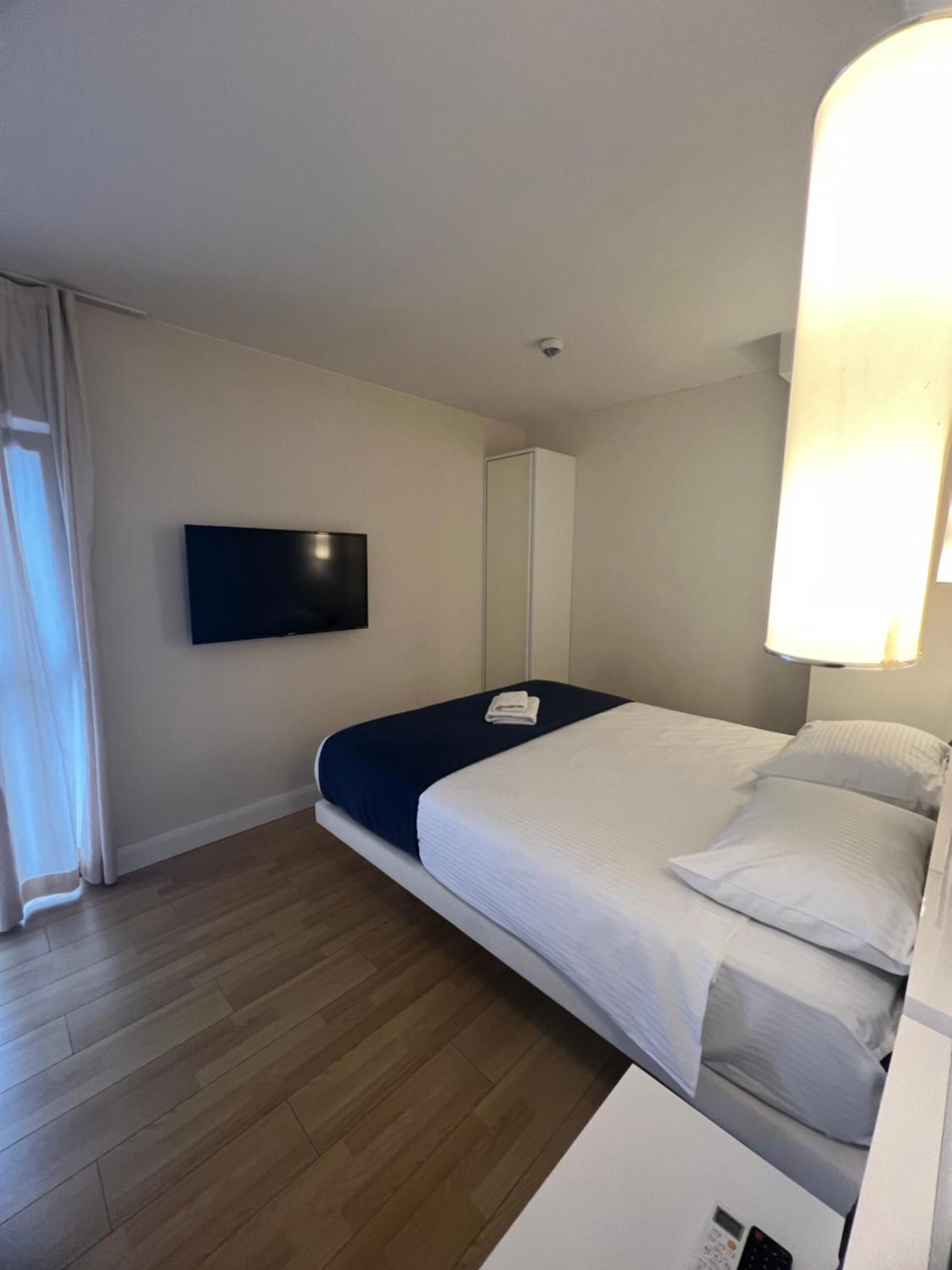 Orbi Batumi City Beach View Hotel Dış mekan fotoğraf